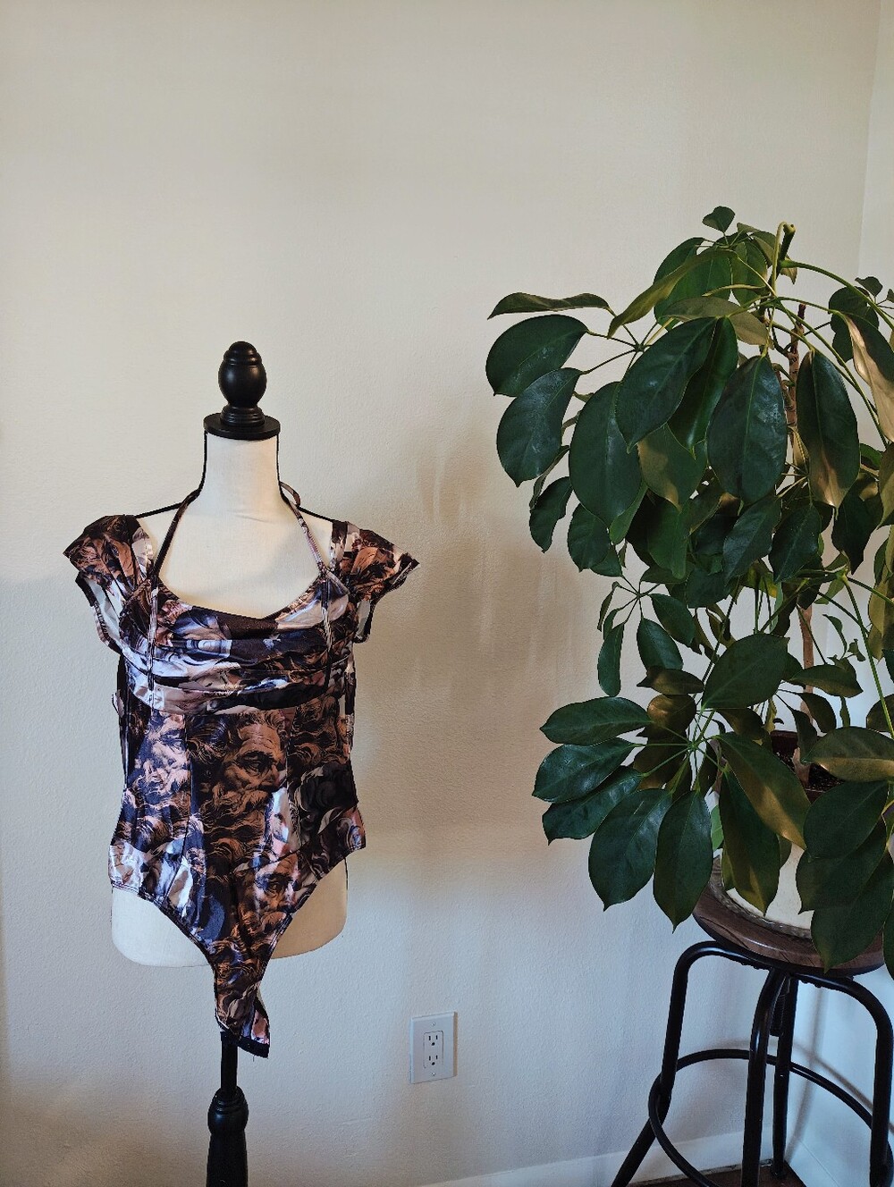 Pretty Little Things Bodysuit Size 0